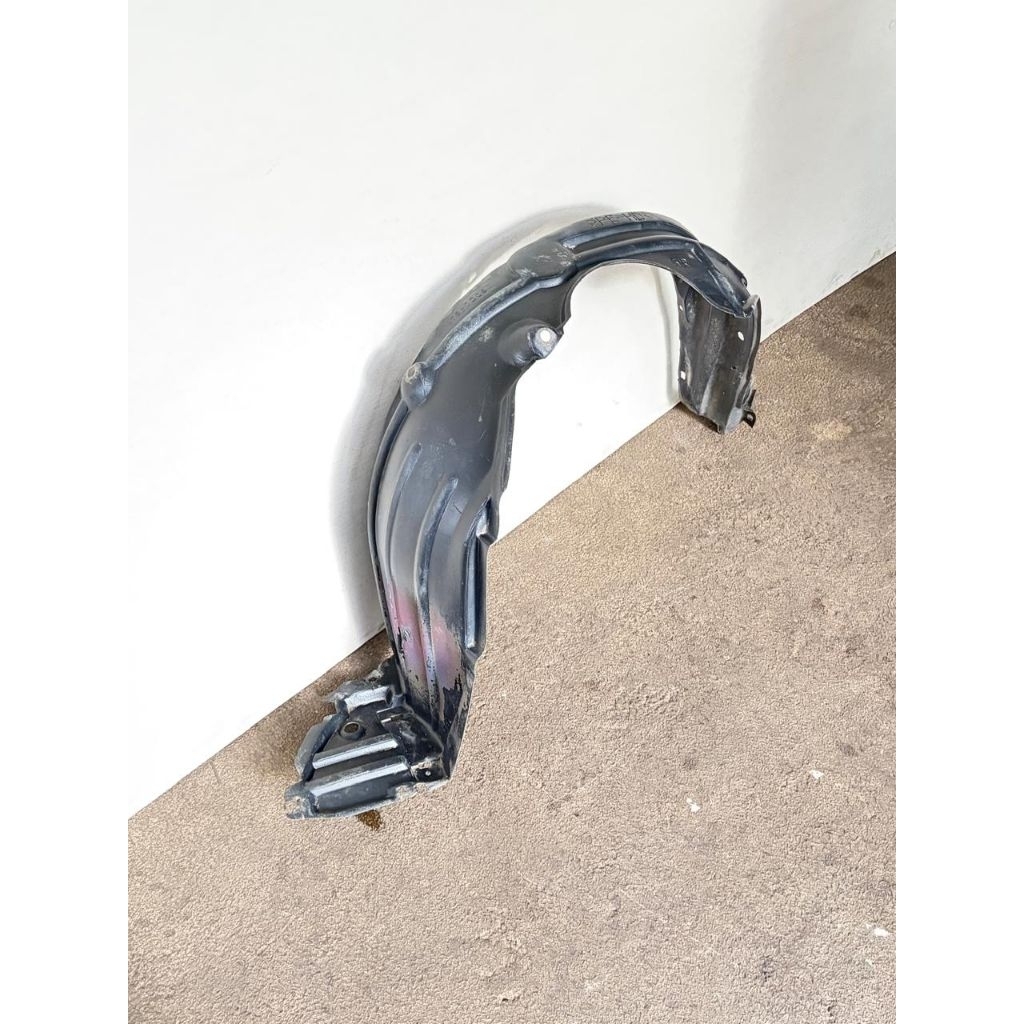 INNER LINER FENDER SPAKBORD PENAHAN LUMPUR 53876-0D080 RODA DEPAN KANAN TOYOTA VIOS GEN 2 2007-2012 