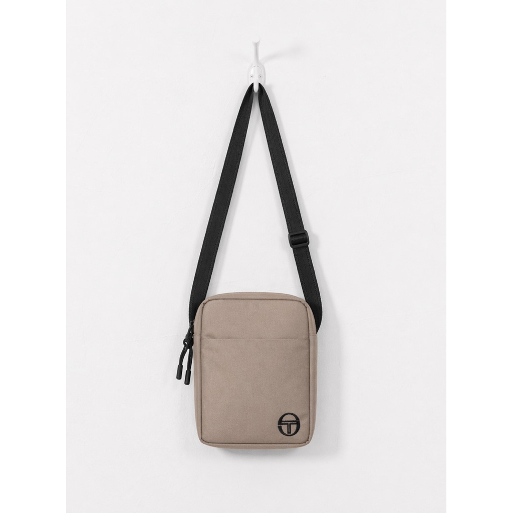 Sergio Tacchini Faouzi Shoulder Bag In Beige