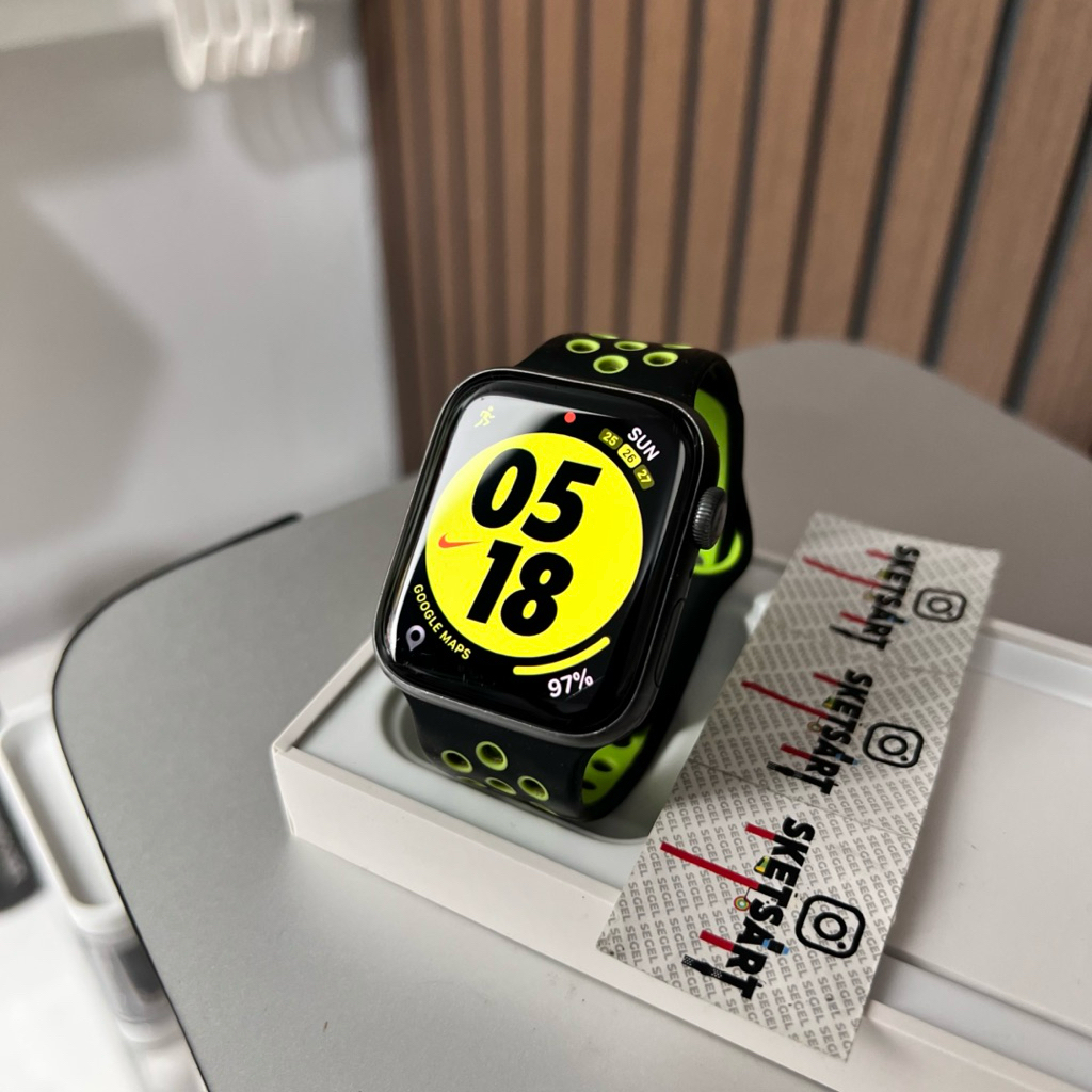 Apple Watch Series 5 44mm Nike Spacegray iwatch
