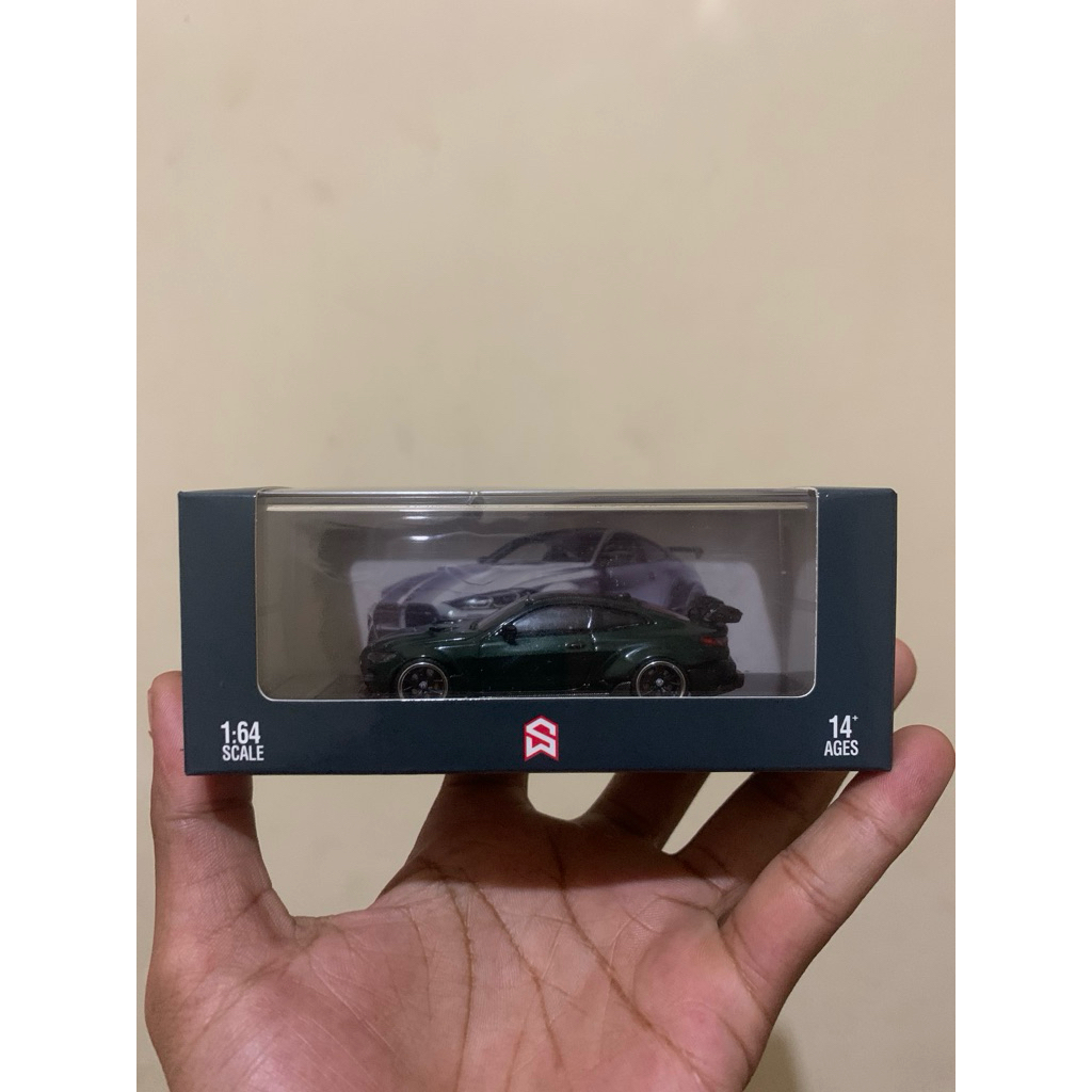 BMW M4 adro Street Weapon