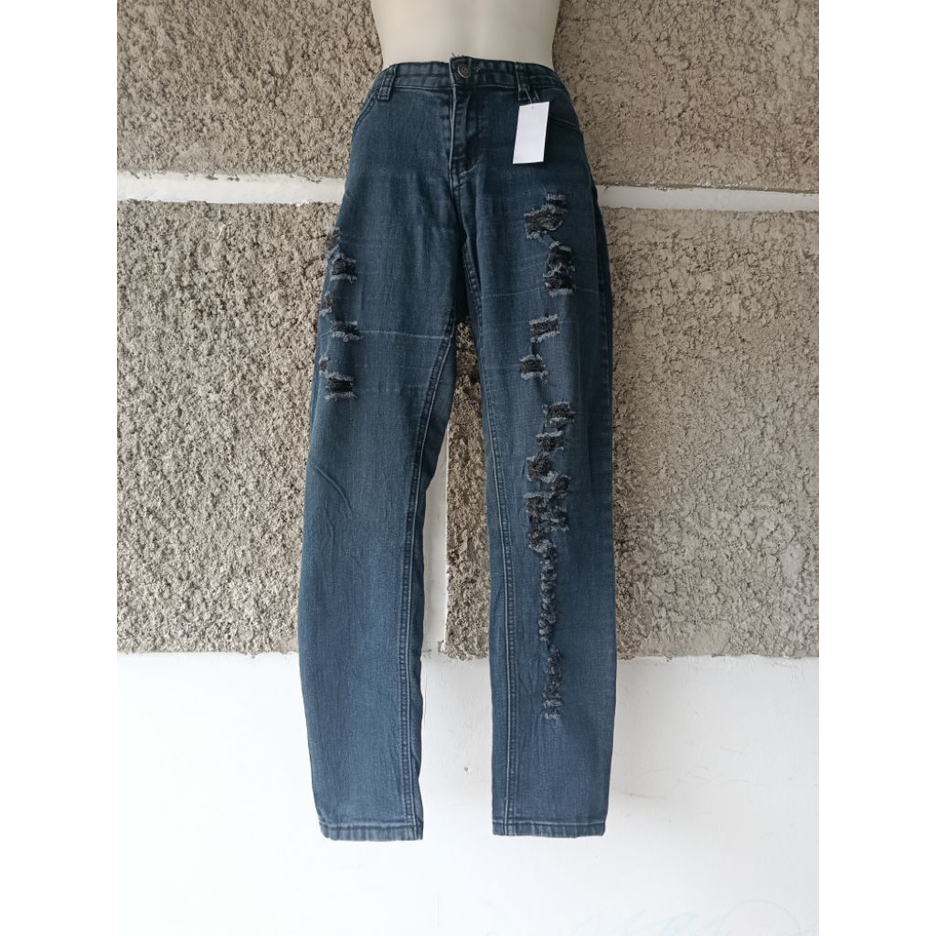 celana jeans preloved ripped