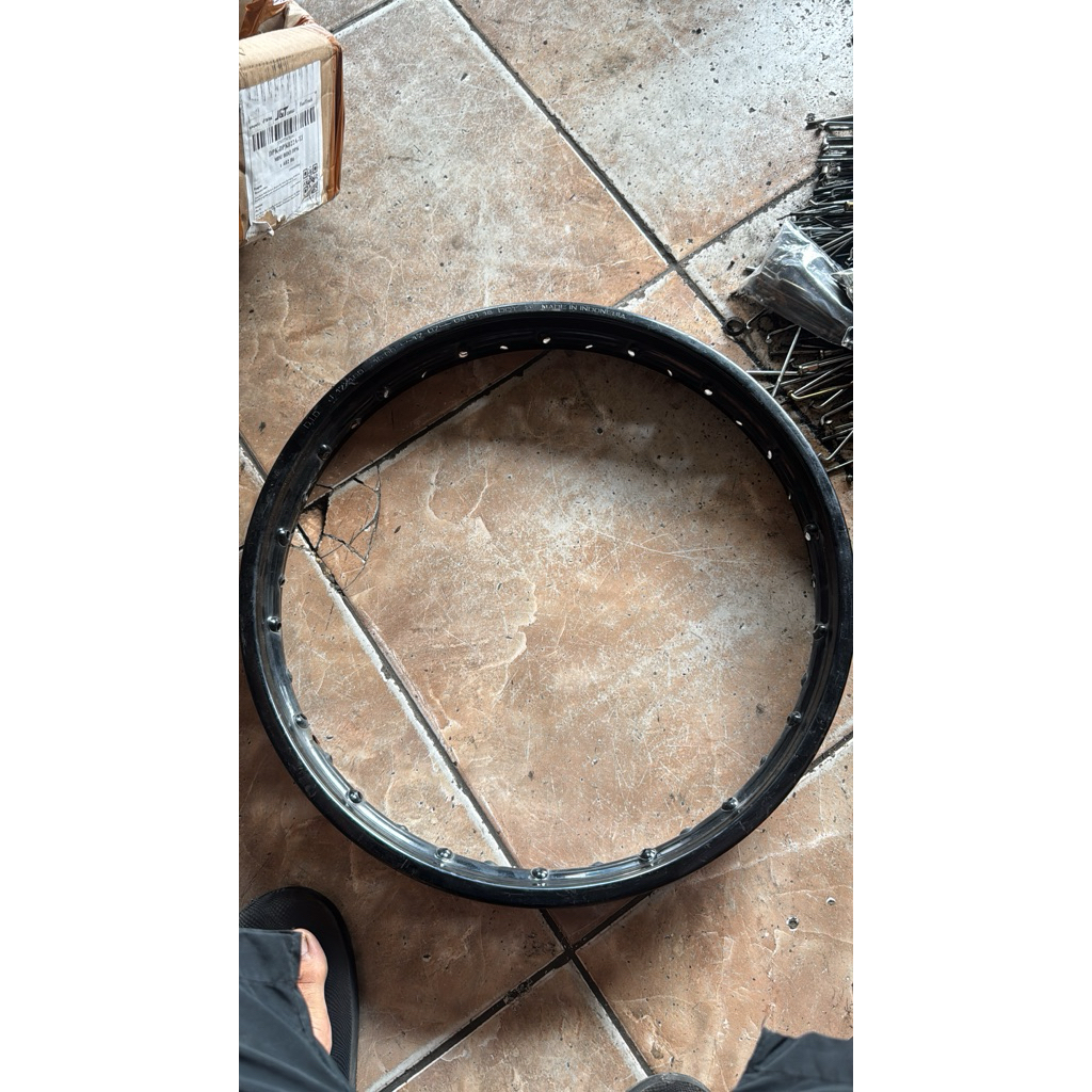 velg tapak lebar ring18
