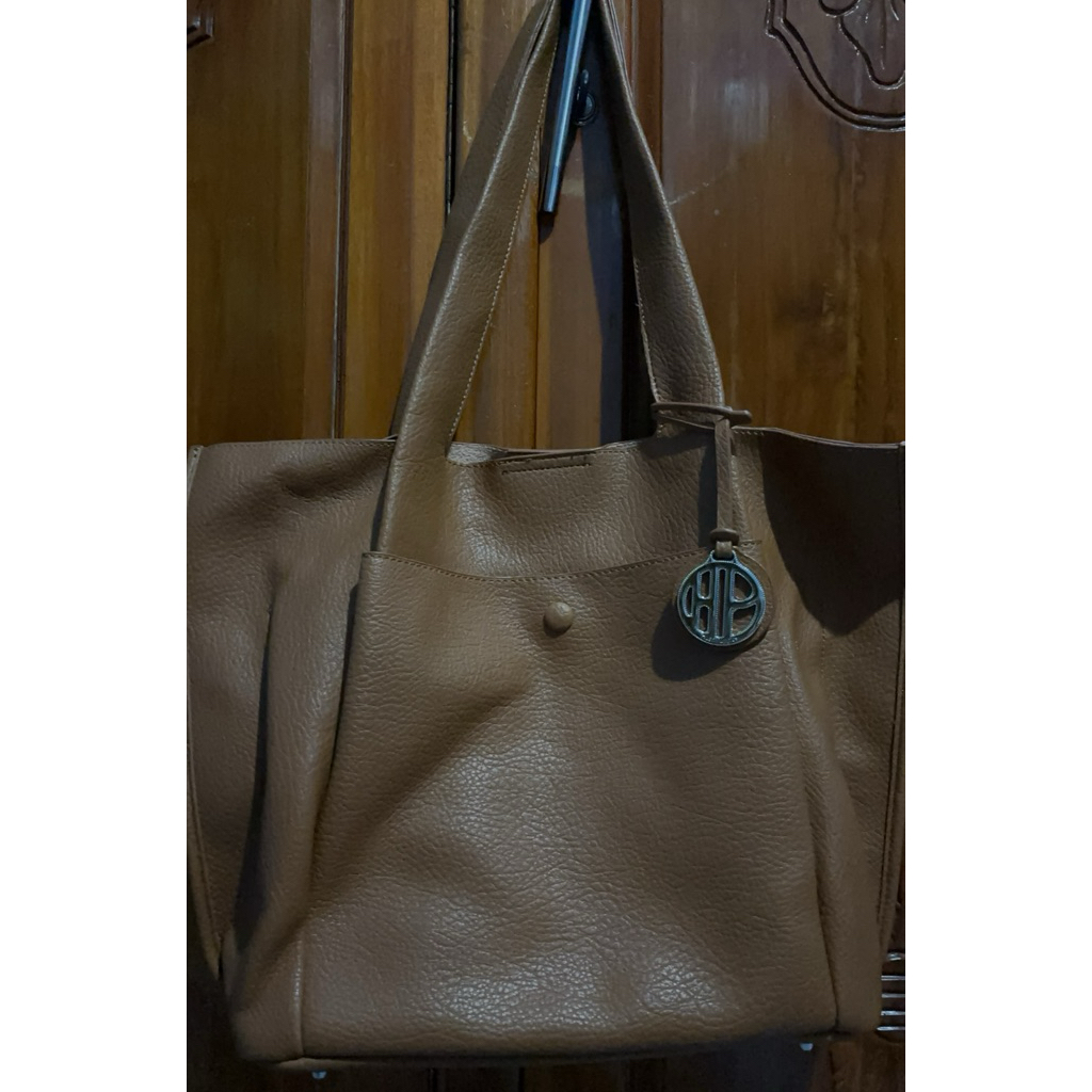 hush puppies pebby tote bag preloved