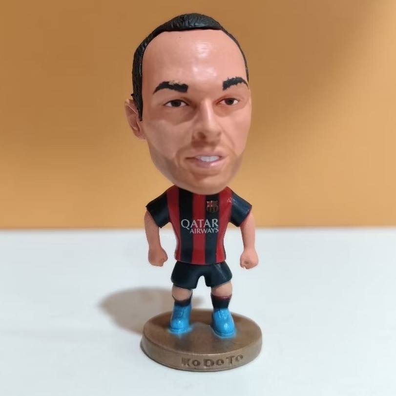 Action figure Andres Iniesta FC Barcelona 2014/2015 soccerwe