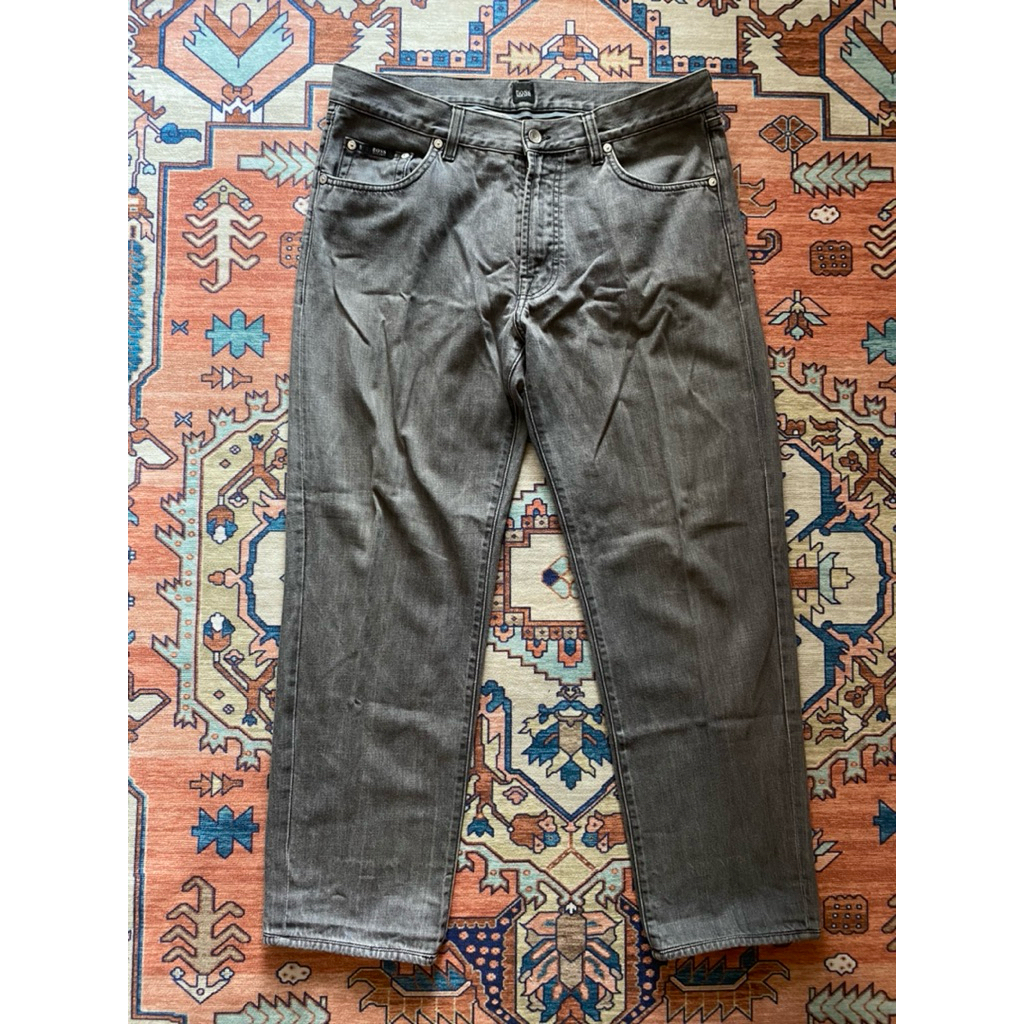 •Hugo Boss Long denim pants