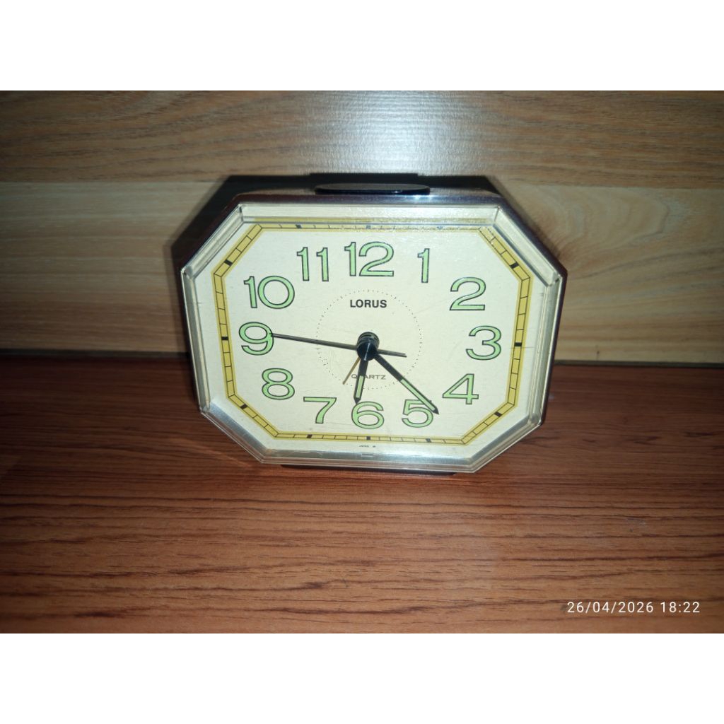 jam vintage walker/meja lorus