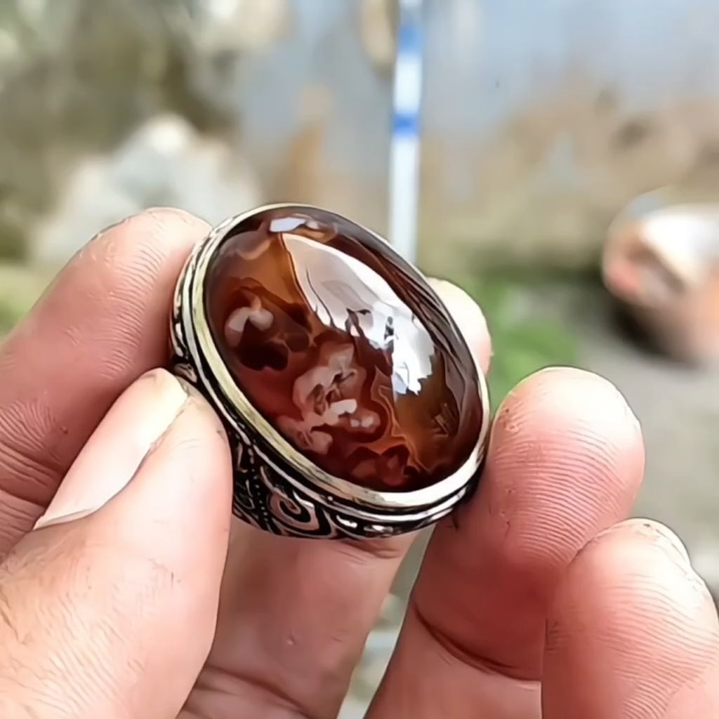 Batu akik Yaman kristal motif