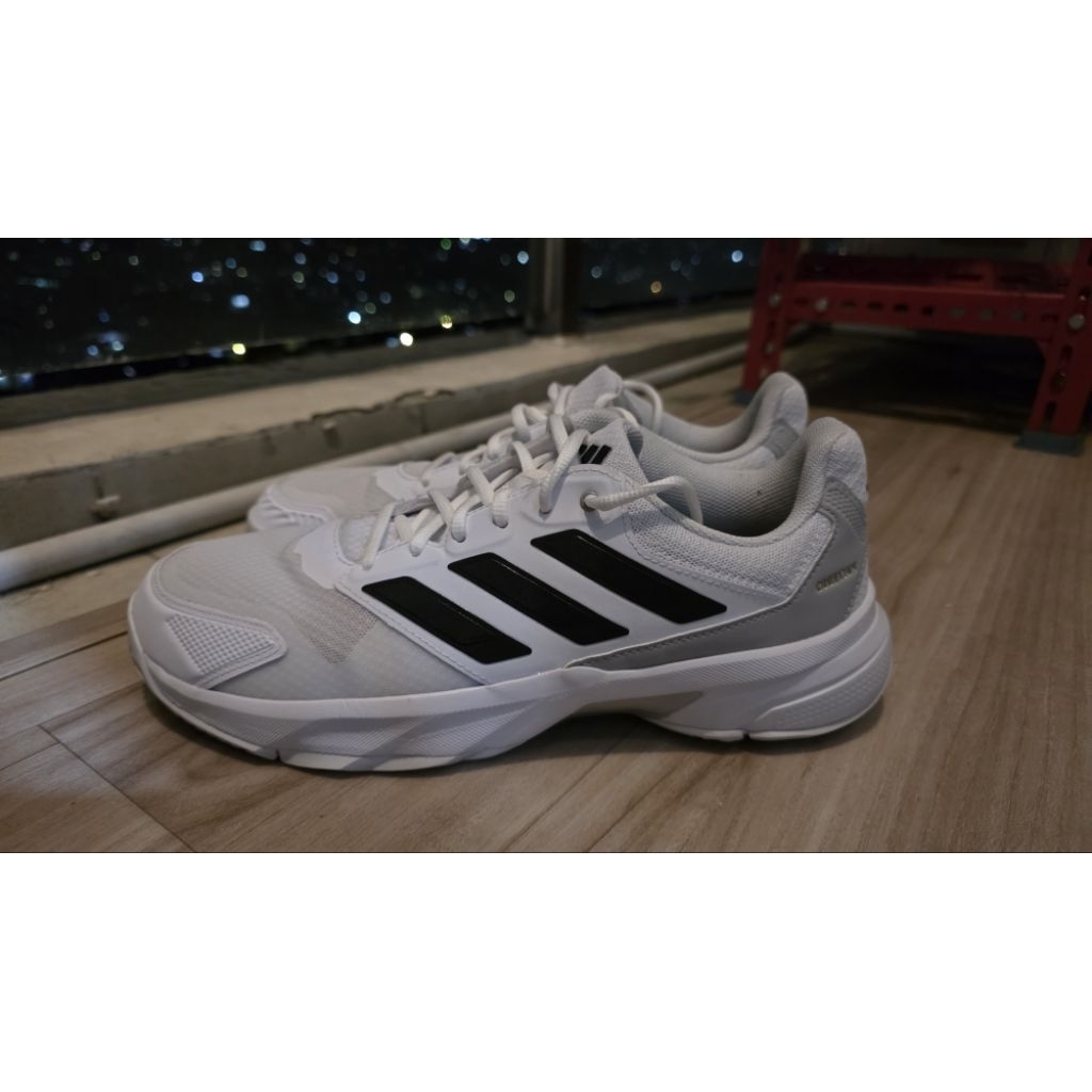 Sepatu Adidas Courtjam Control 3