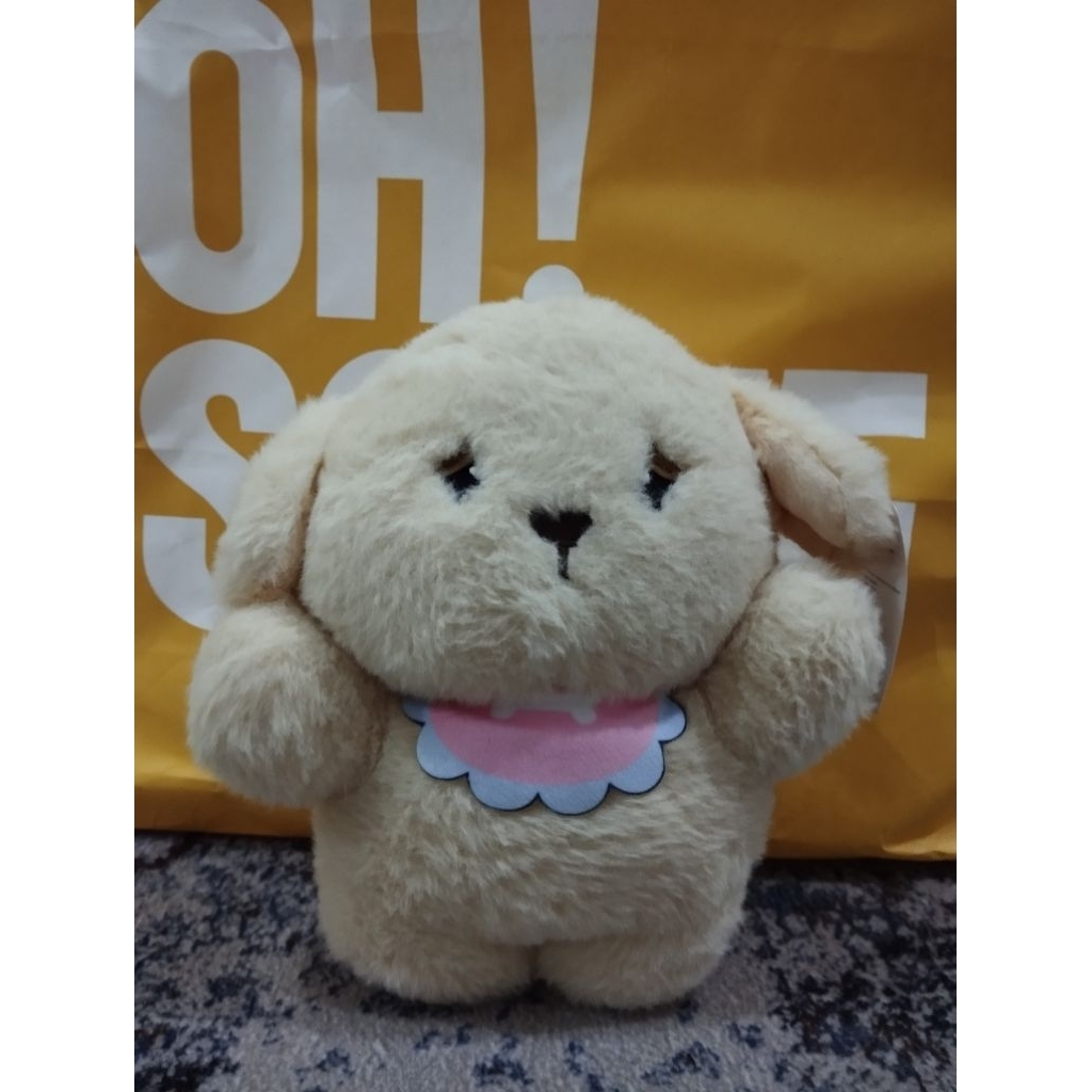 Boneka Anjing coklat celemek pink