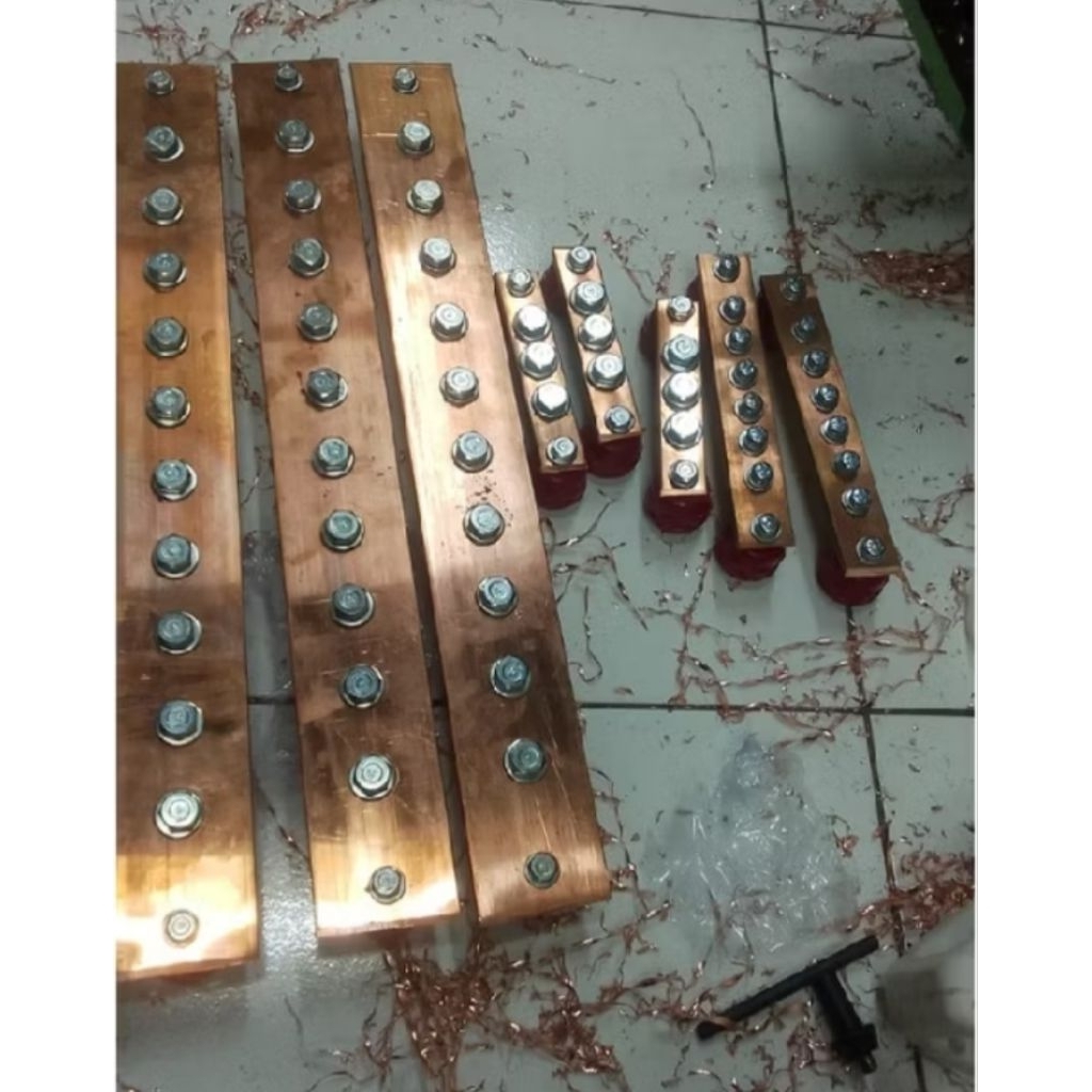 Busbar Netral 3mm x 50mm x 300mm Busbar Tembaga