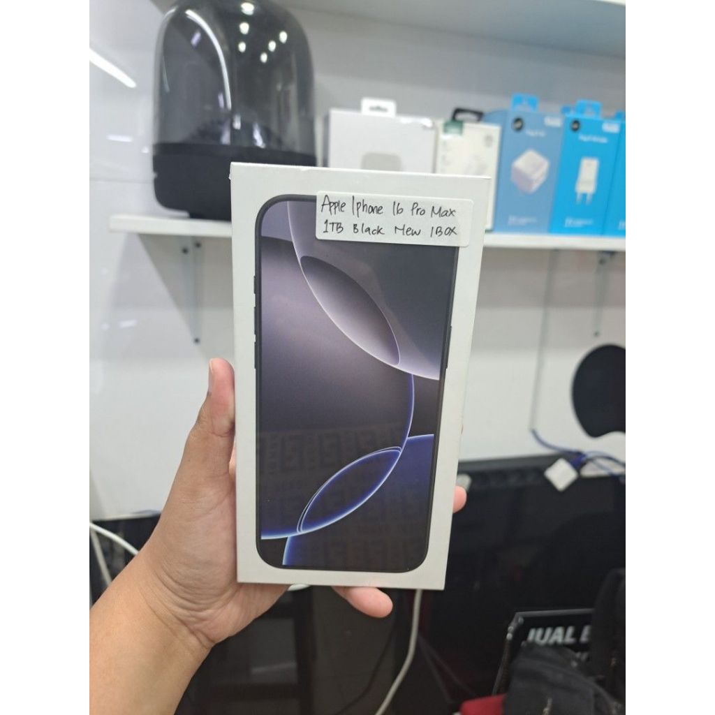 Apple IPhone 16 Pro Max 1TB Black Titanium New Segel Box Garansi Resmi IBOX
