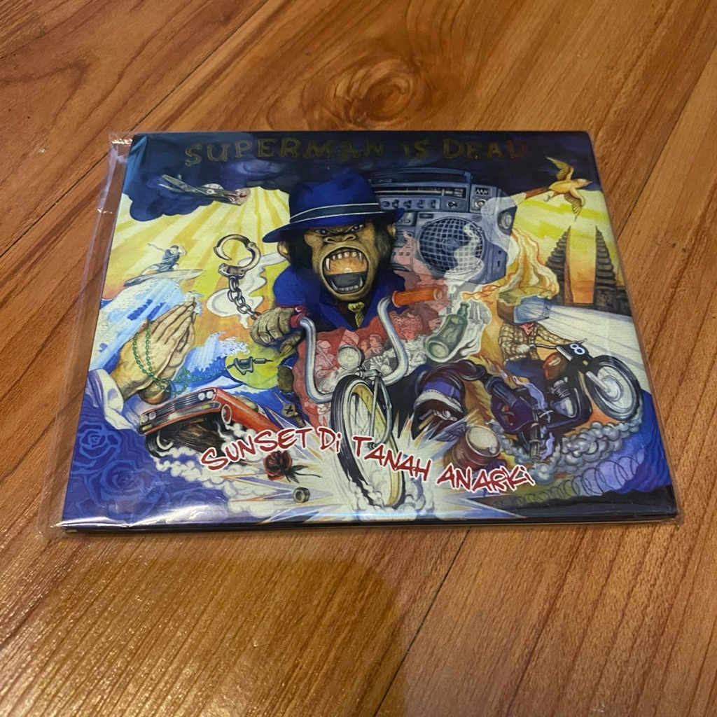 CD superman is dead - sunset di tanah anarki