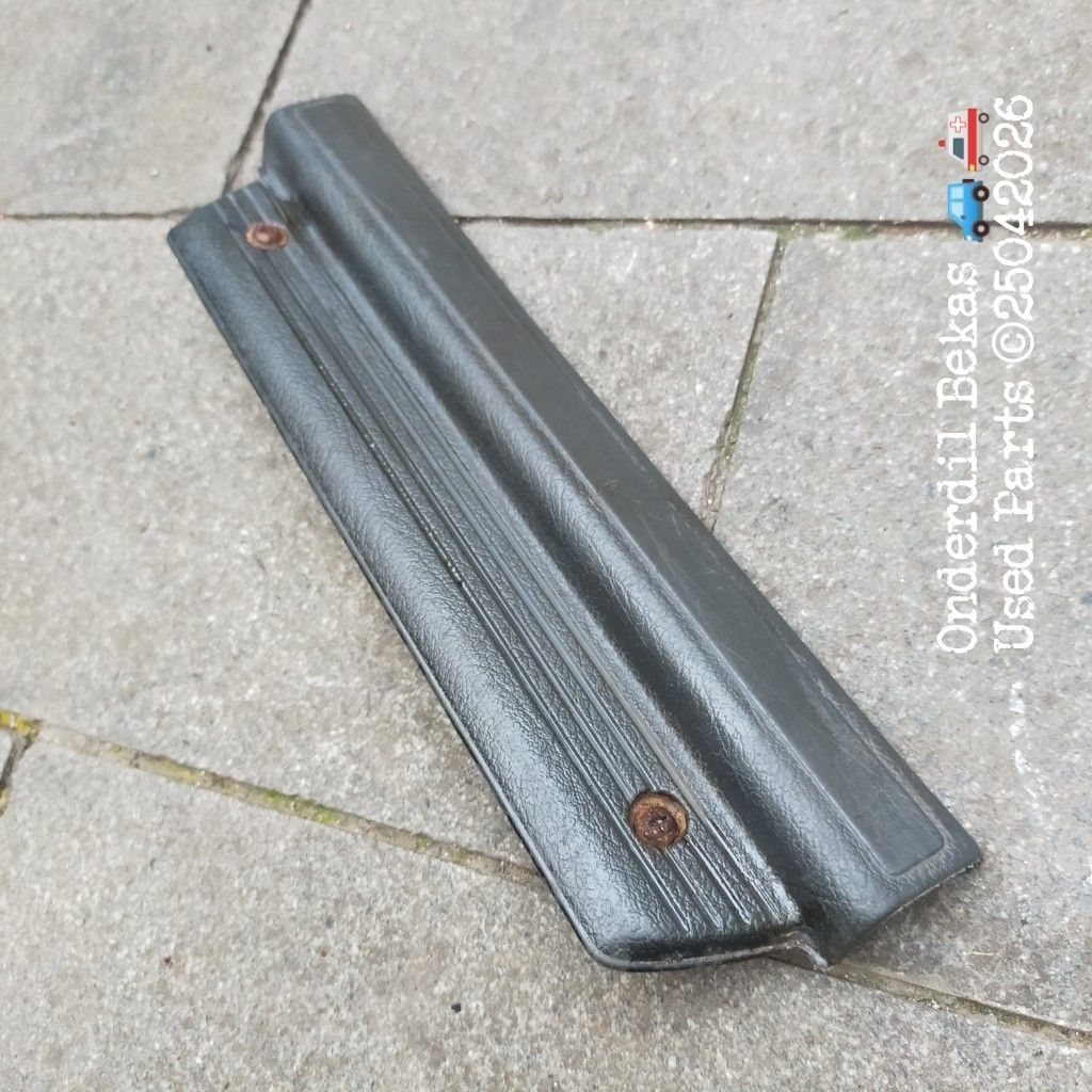 door sill plate accord se3 belakang  1 pcs
