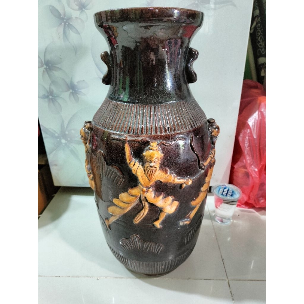 Guci antik china keramik tinggi48cm peninggalan kepala suku dayak