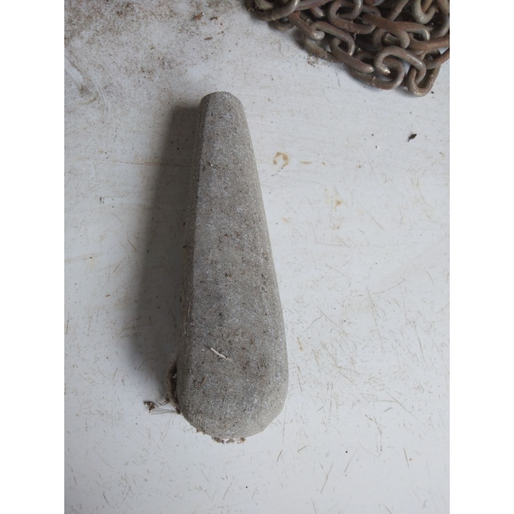Penumbuk lesung bahan asli batu