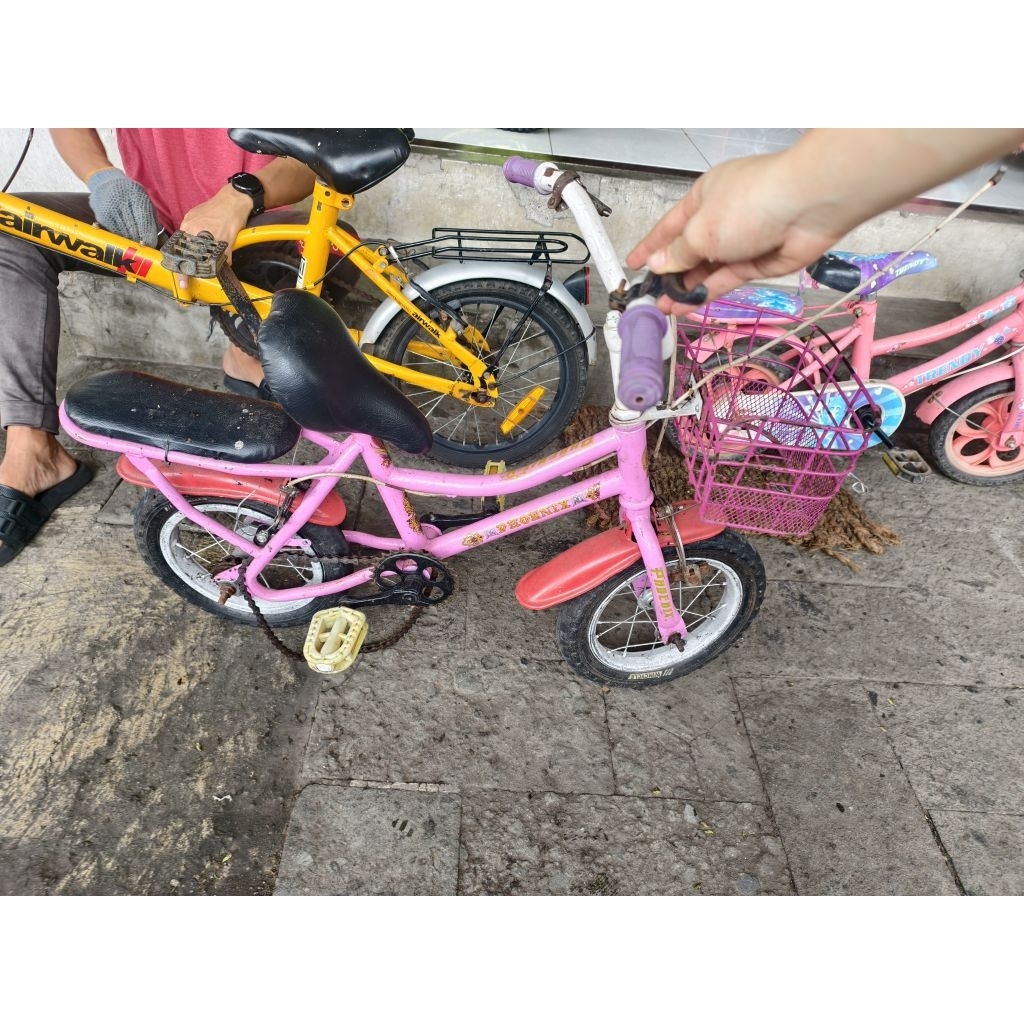 BEKAS SEPEDA mini 12 phoenix