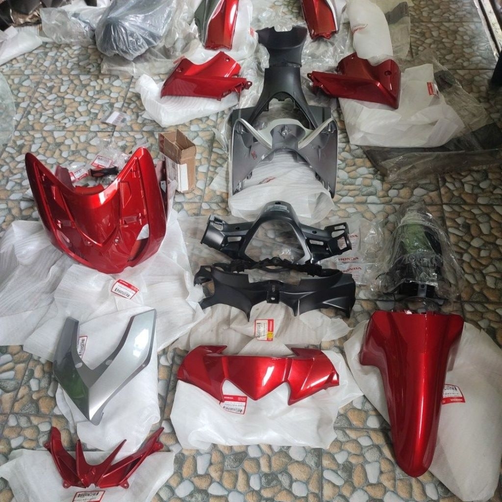 BODY FULL SET REVO DX HONDA REVO ABSOLUTE COVER FRONT TOP ORIGINAL AHM MERAH SILVER