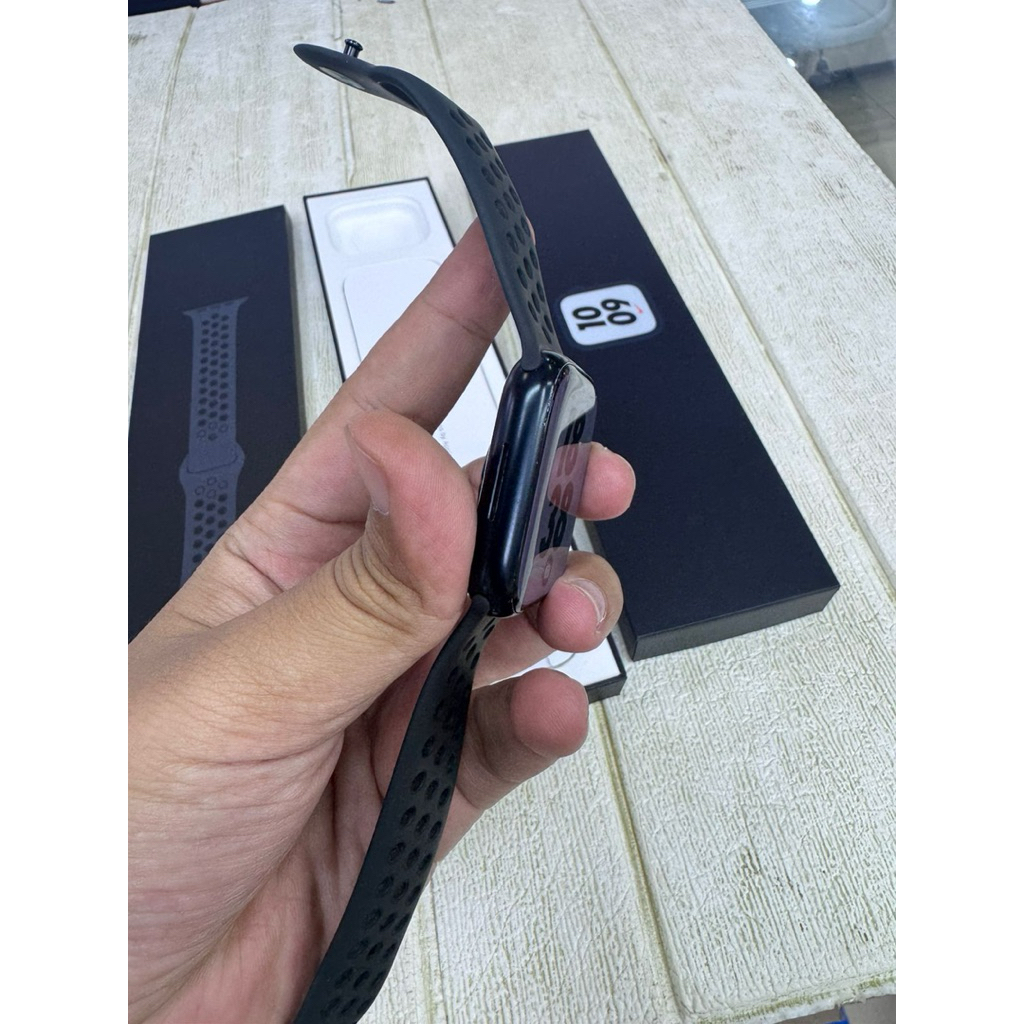 APPLE WATCH SERIES 7 45MM Nike+ black bekas second original ex resmi ibox