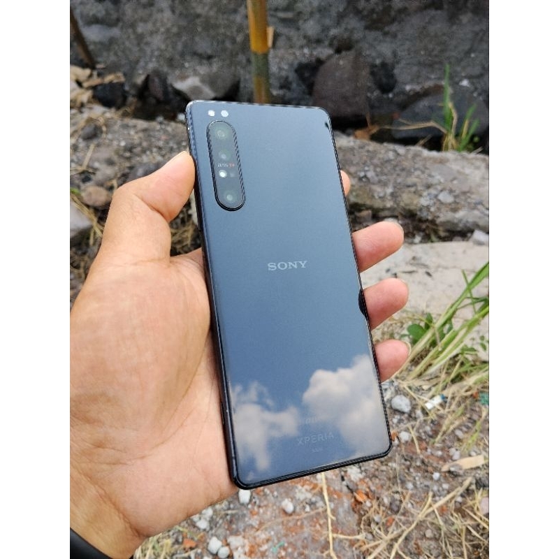 Sony Xperia 1 mark II AU Beacukai