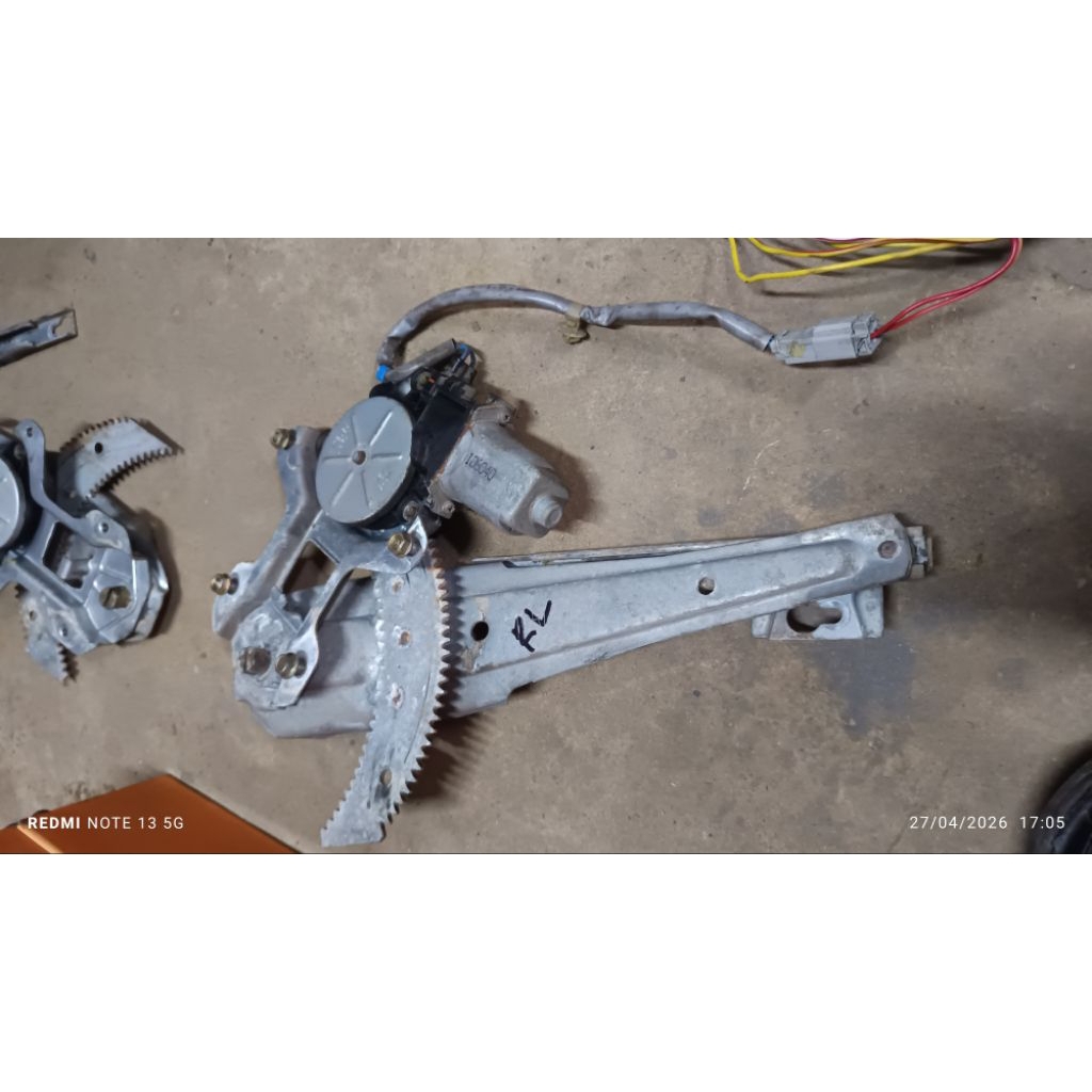 regulator kaca crv gen 1 rd1