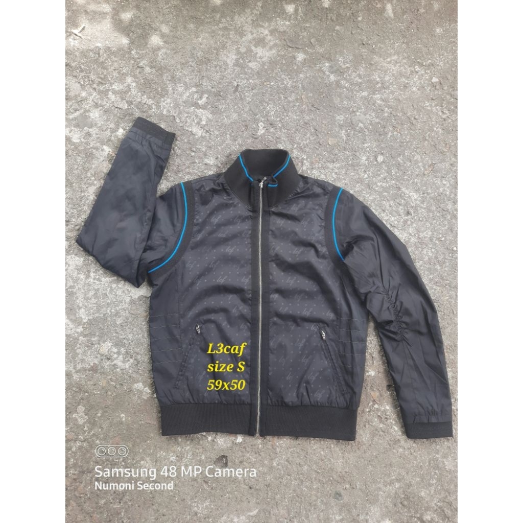 jaket lecaf hitam windbreaker bomber olahraga lari running sepeda gunung outdoor hiking
