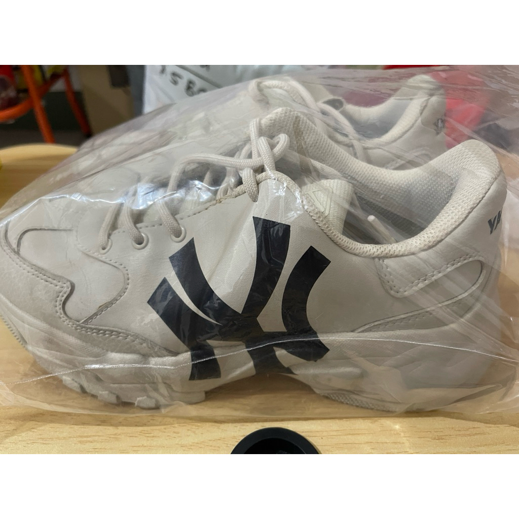 MLB Big Ball Chunky A New York Yankees NY Shoes Baseball Sneaker