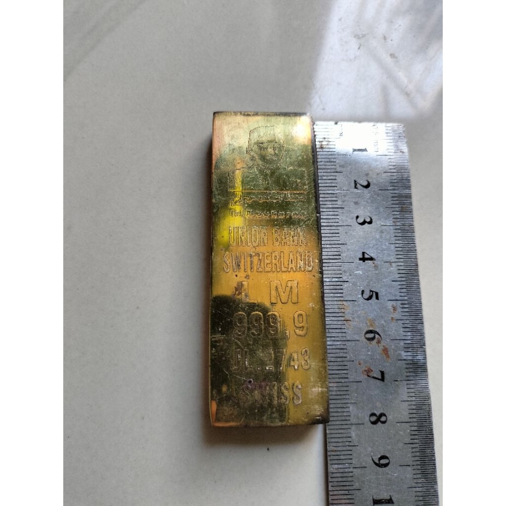 Emas batangan kuno Sukarno LM999.9 Swiss dari kuningan sari