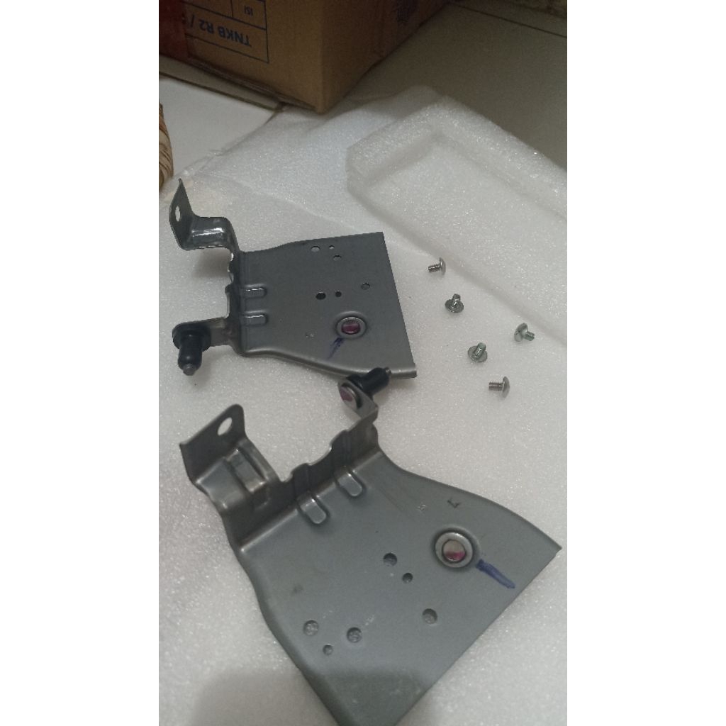 Breket headunit suzuki ertiga XL 7