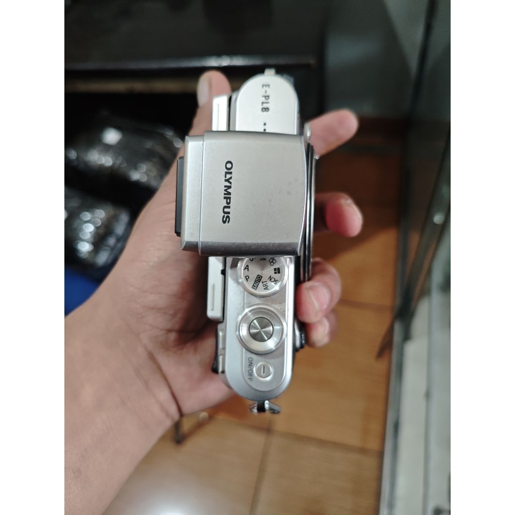 Olympus EPL 8 Bodi Only
