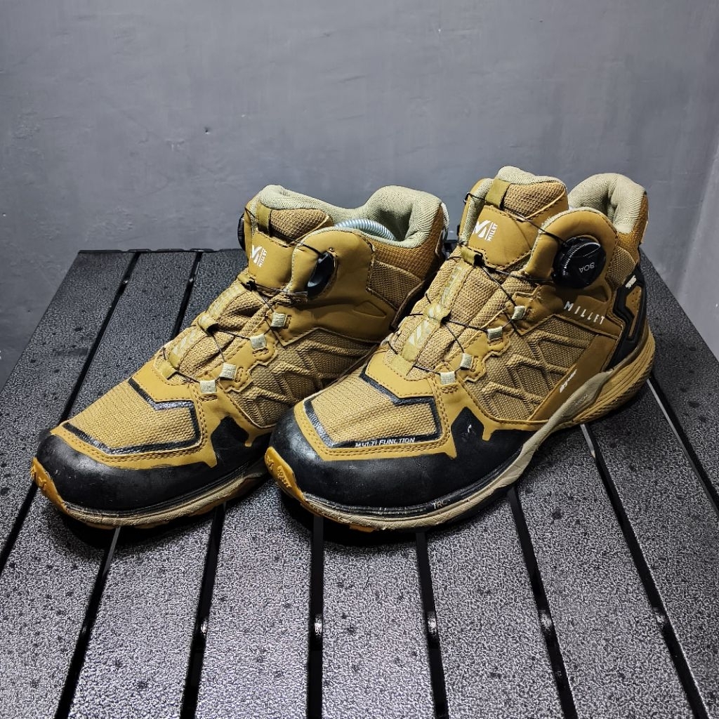 Sepatu outdoor second MILLET BOA