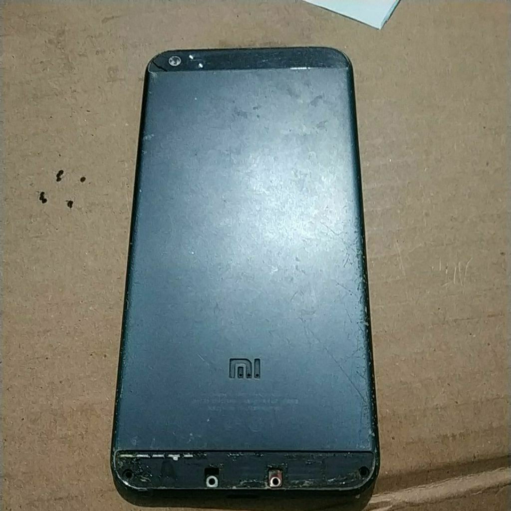 Backdoor bekas Xiaomi Mi 5c baca deskripsi