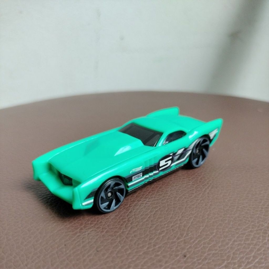 Hot Wheels The Govner Hijau