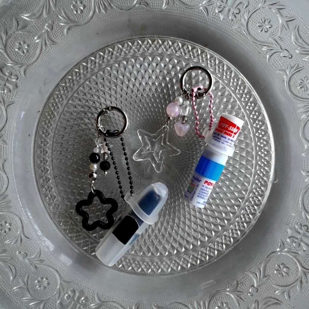 Black & Pink Inhaler Freshcare Lippies Keychain Holder | gantungan kunci freshcare inhaler