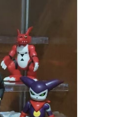 gaskannn guilmon impmon digimom figureeee gaskann