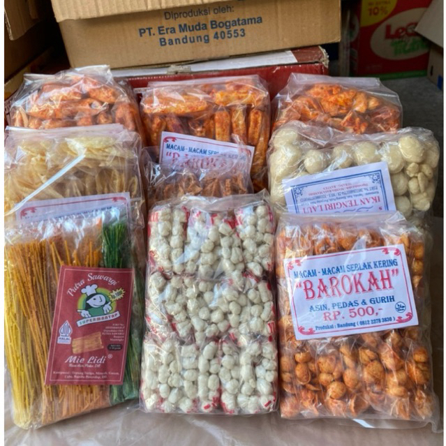 Cemilan Pedas & Tidak Pedas (Mie Lidi/ Opak/ Pilus Cikur/ Kerupuk Kerang/ Bakso Kering/ Basreng/ Mak