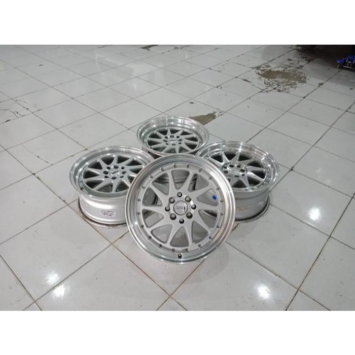 Velg Mobil Bekas Racing Hsr Celong R17 Type Ozora Ring 17 Lebar 7,5/8,5 Et 42/35 Pcd 8x100/114,3