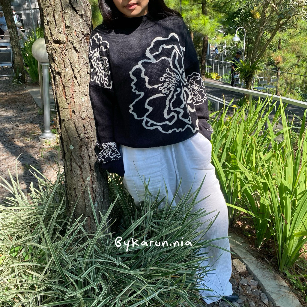 Crewneck Sweater Rajut Wanita Premium motif Hibicus Mawar Stylish dan Modis