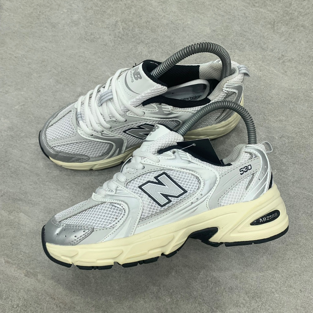 New Balance 530 White Black