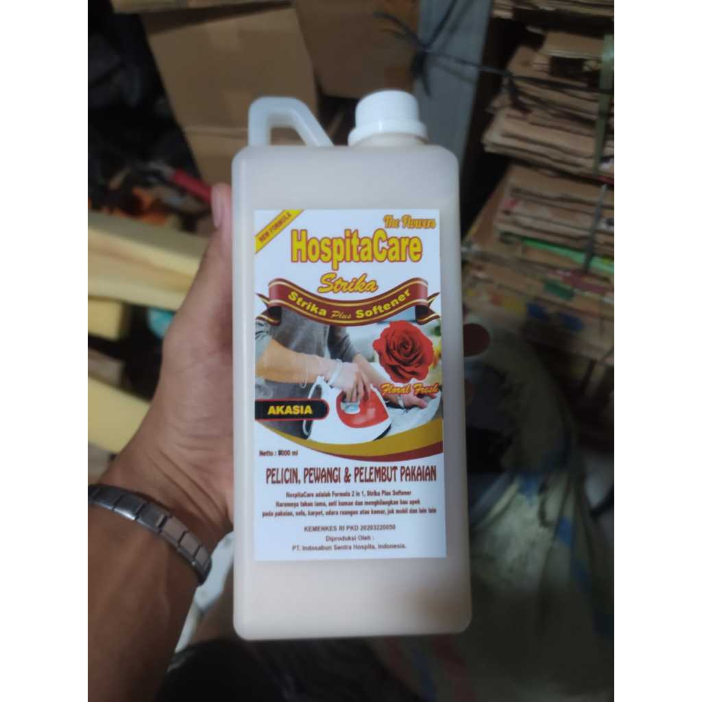 PEWANGI SETRIKA LAUNDRY 1 LT || WANGI AKASIA
