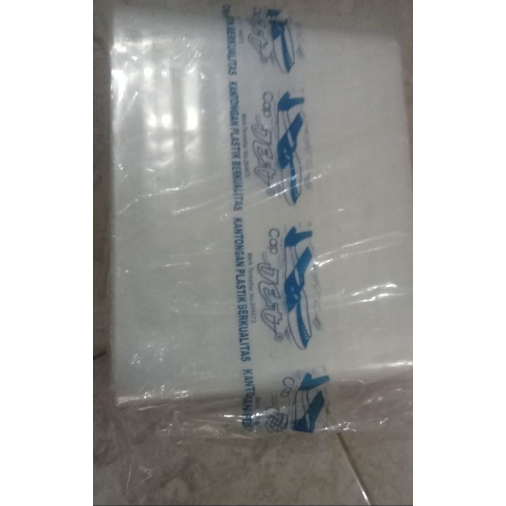 kantong plastik PP roll tebal 05 cap jet ukuran 0520 x 100 m