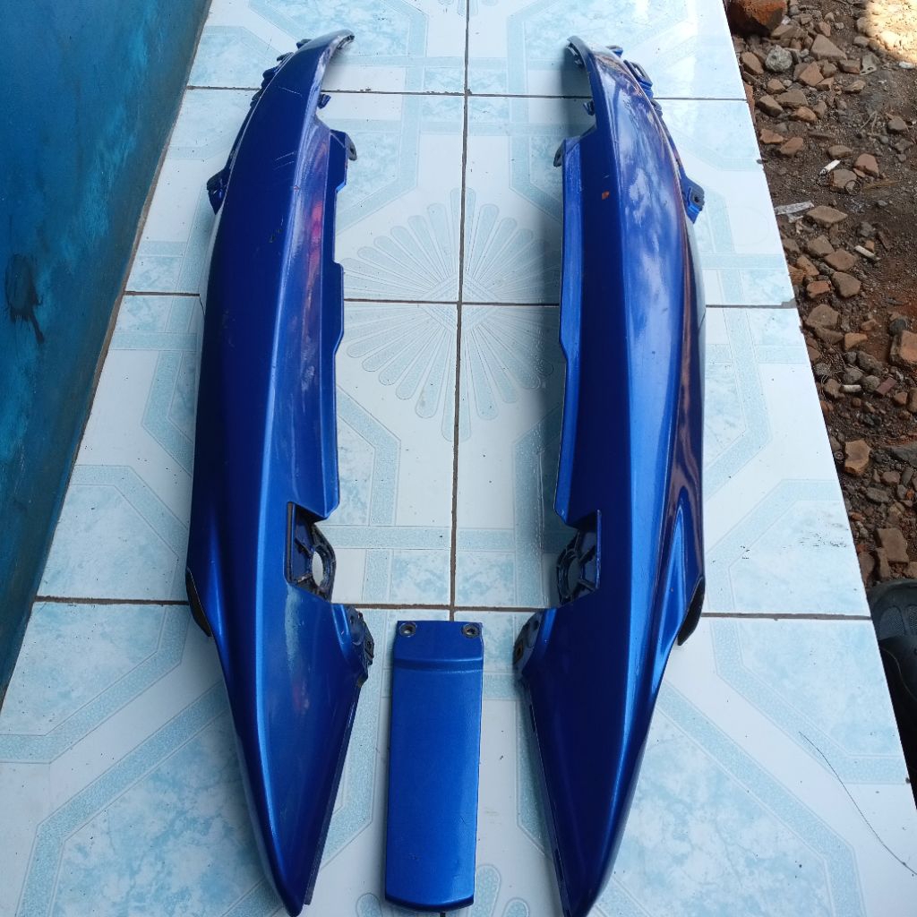 cover body kiri kanan set Suzuki skywave