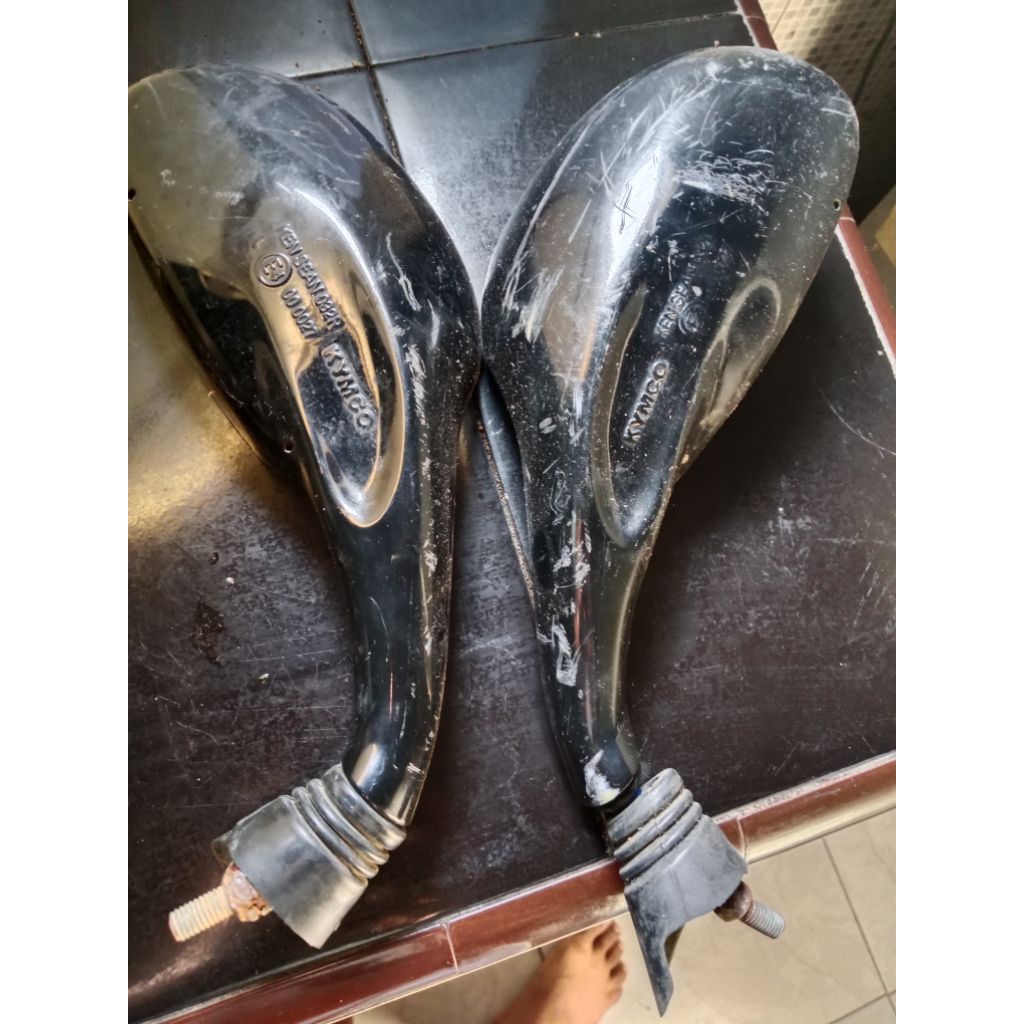 spion kymco metica