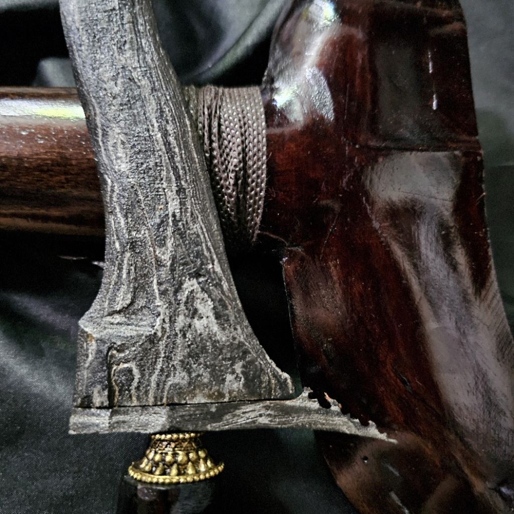 Keris Pulanggeni  II Luk 5 Pamor Ngulit Semangka