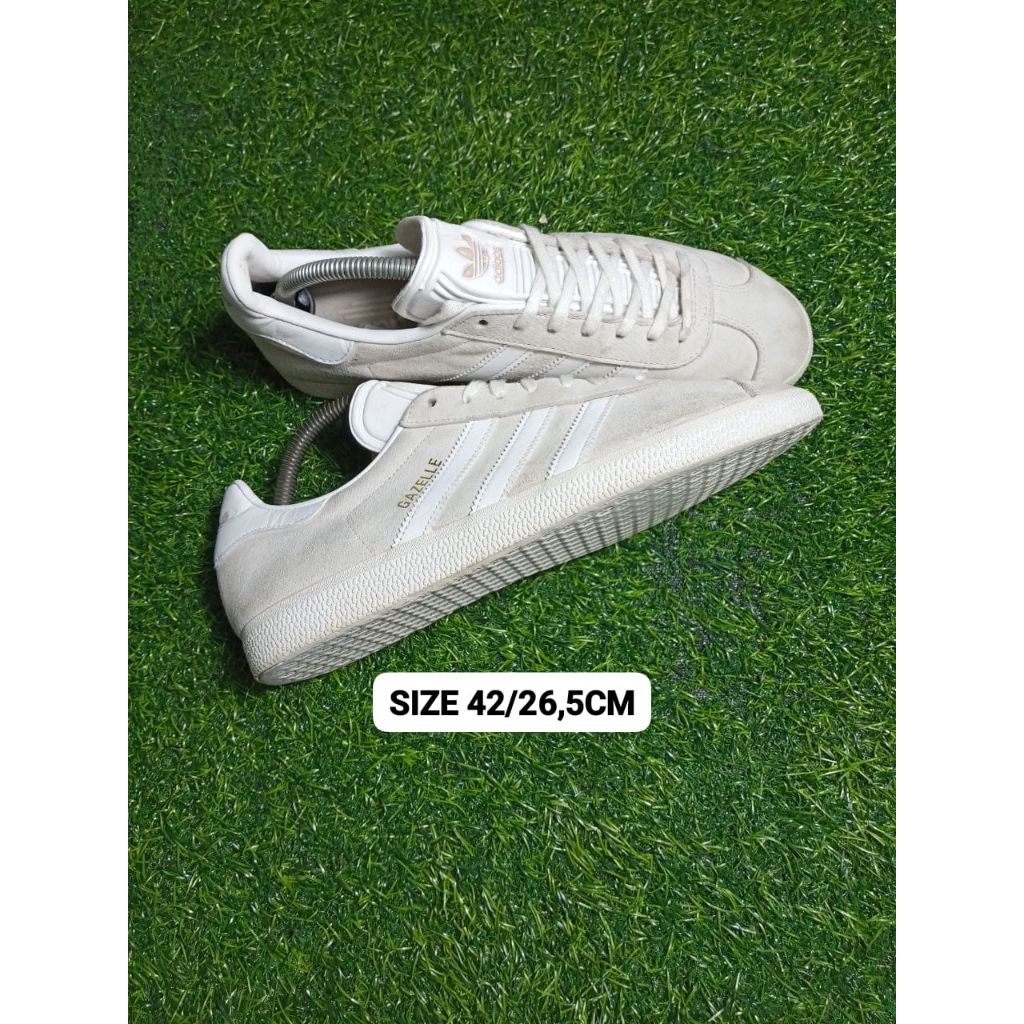 sepatu gazelle II