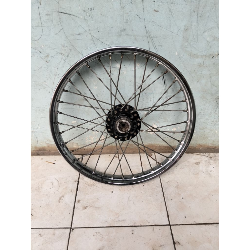 Velg DEPAN Kawasaki Kaze jari2 original copotan. pnp blizt, edge, zx 130.