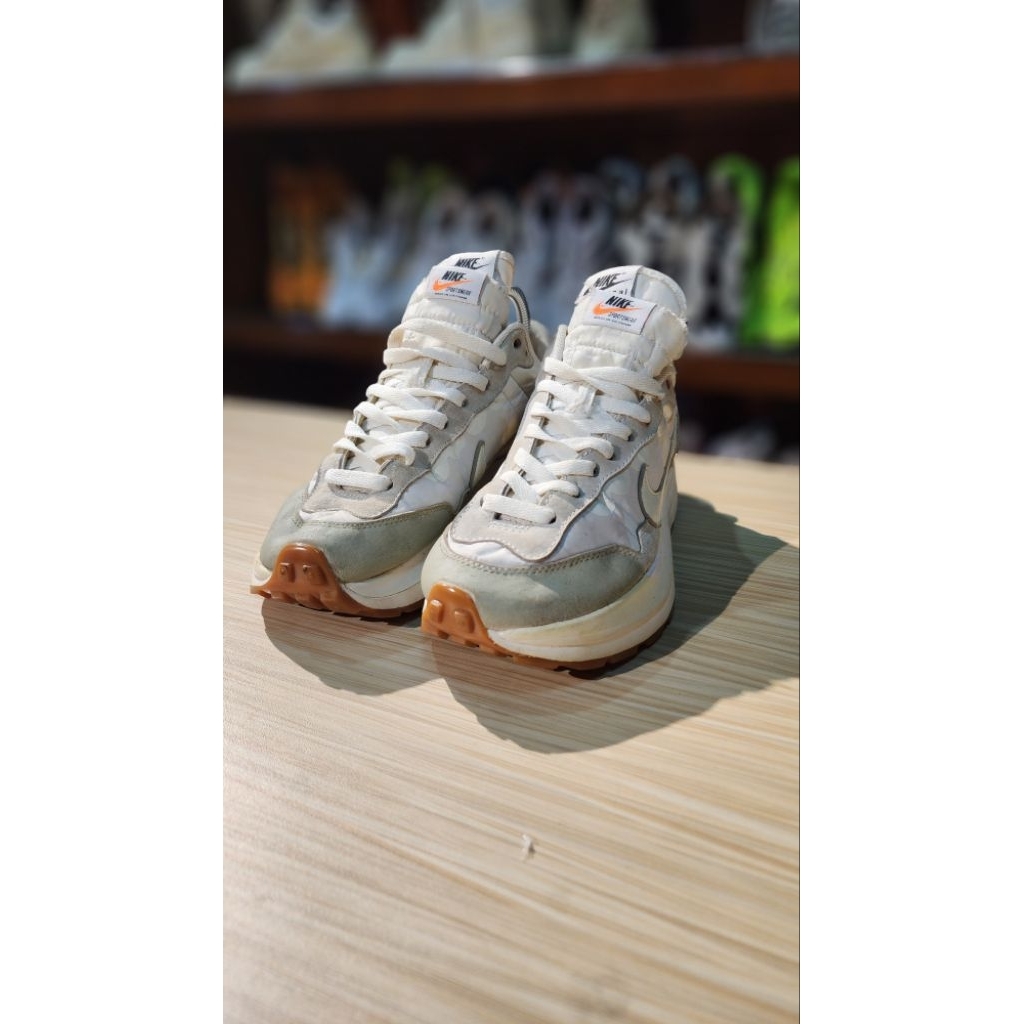 sacai x Nike VaporWaffle Sail Gum