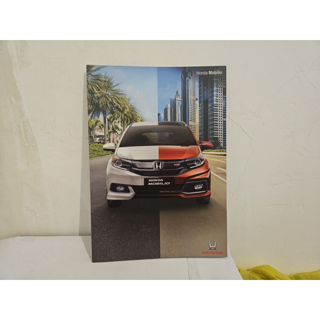 brosur katalog mobil honda mobilio 2019 leaflet