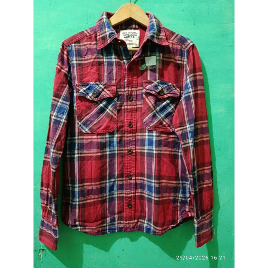 Kemeja Flanel Who.A.U Original Second