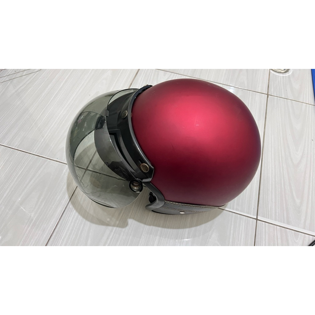 Preloved helm bogo merah ukuran L