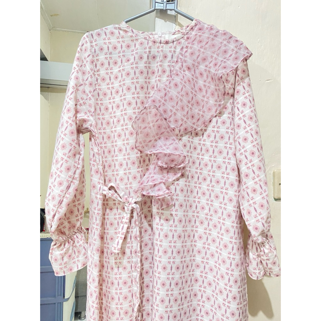 preloved dress vanilla hijab